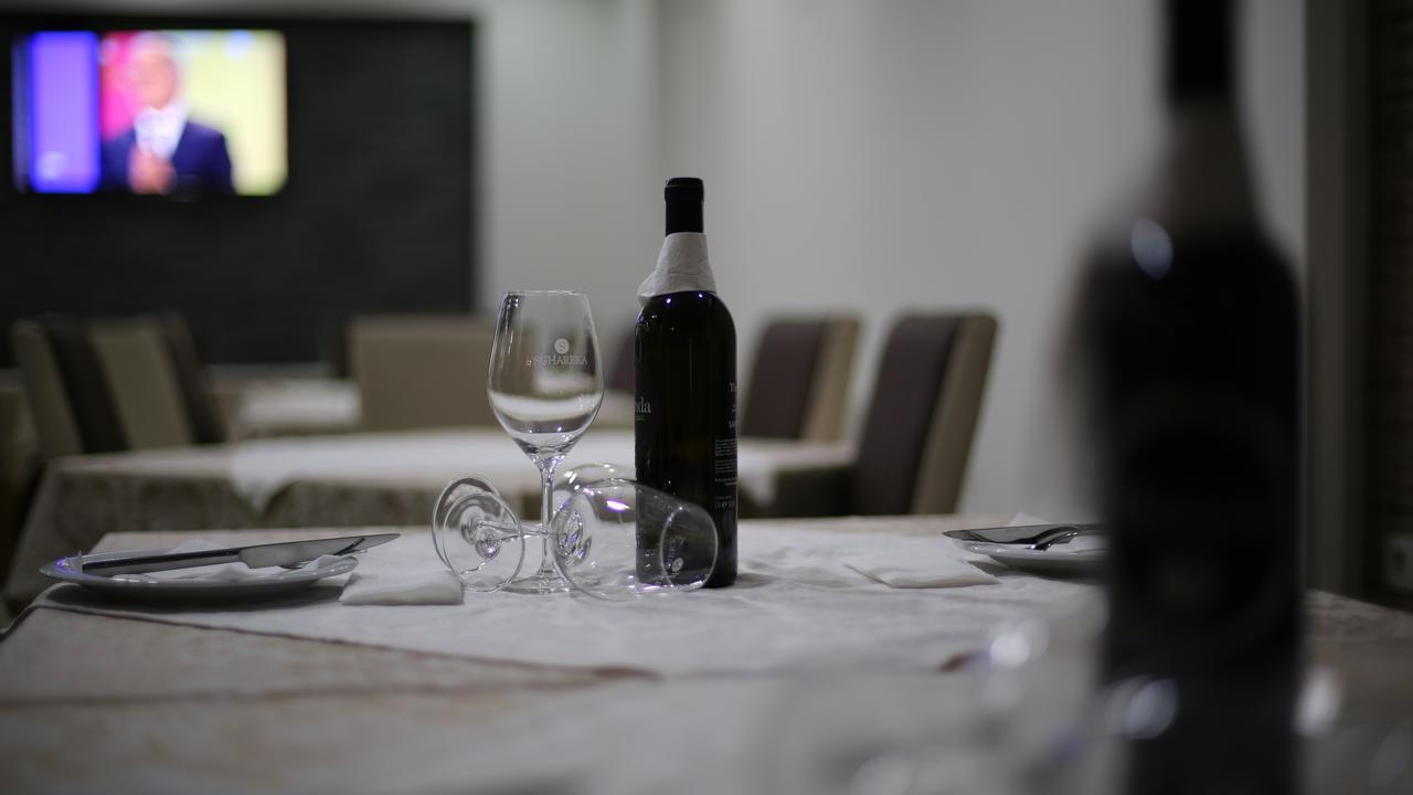 Hotel Rio Pristina Eksteriør bilde