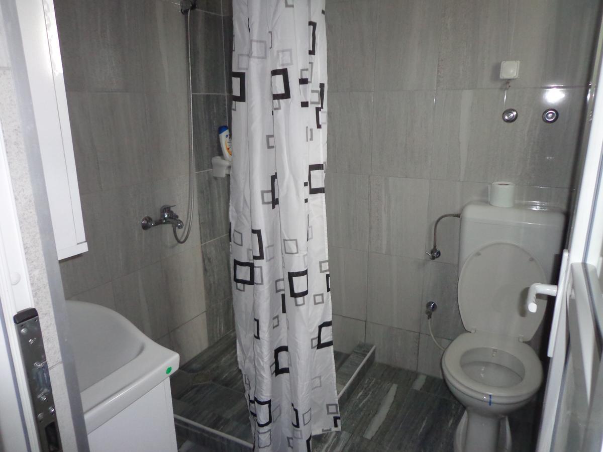 Hotel Rio Pristina Eksteriør bilde